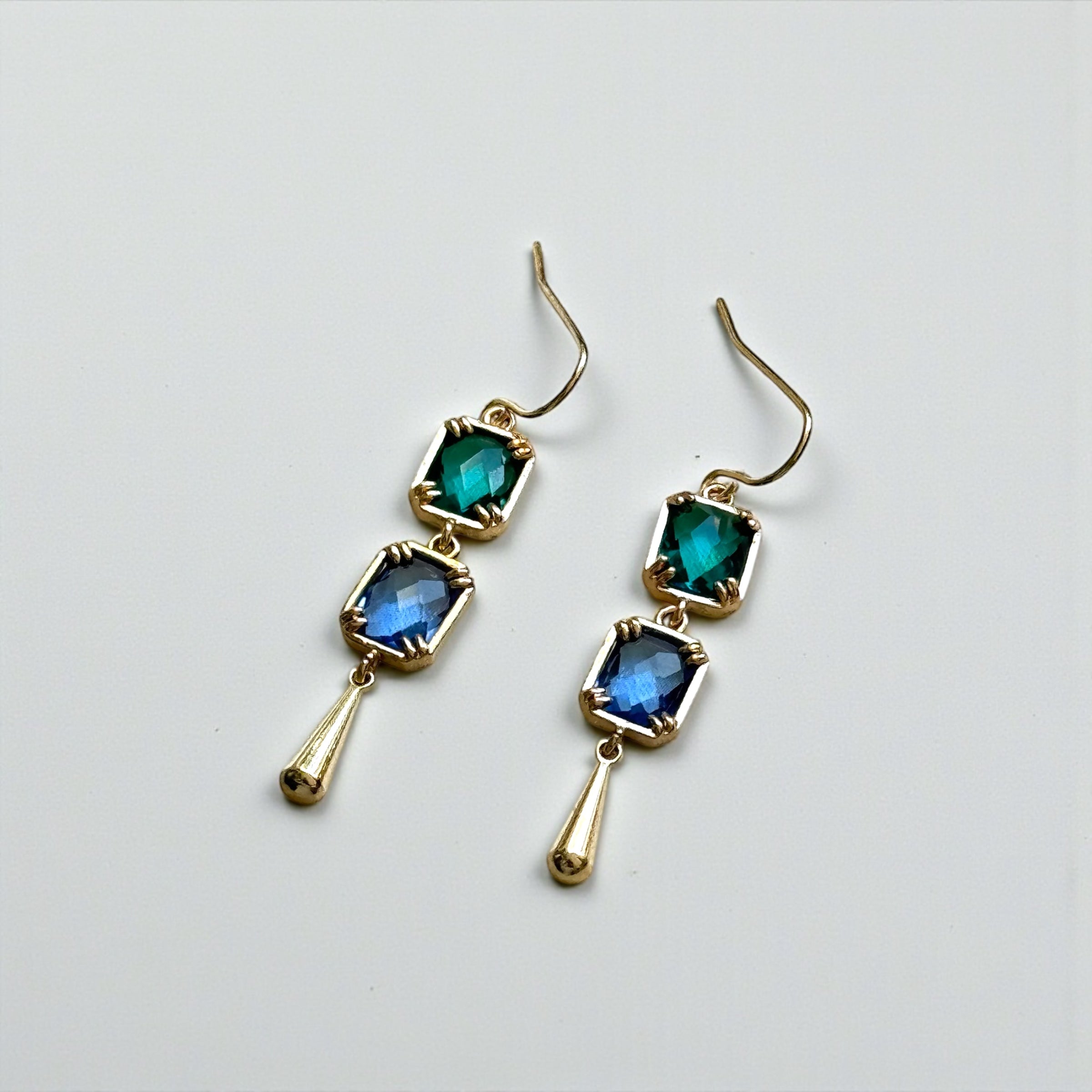 夢境碧藍水滴耳環