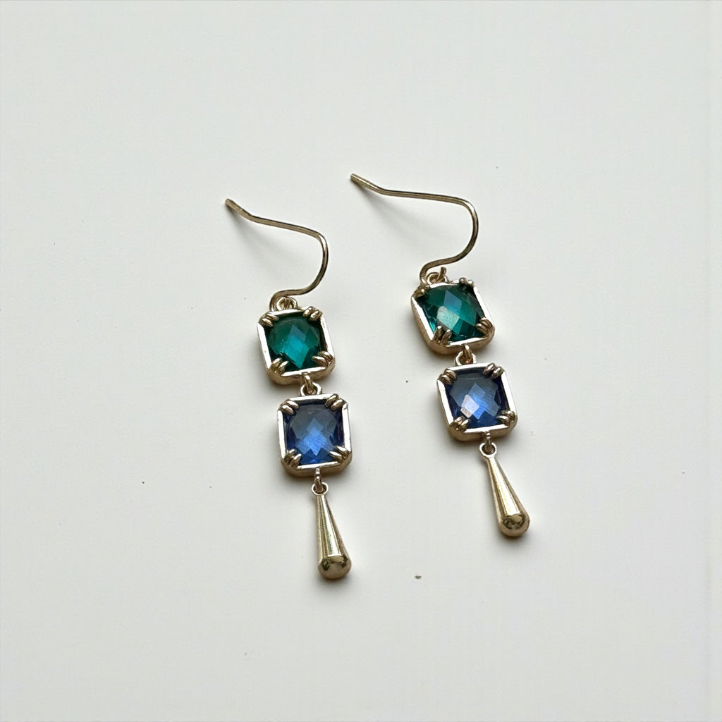 夢境碧藍水滴耳環