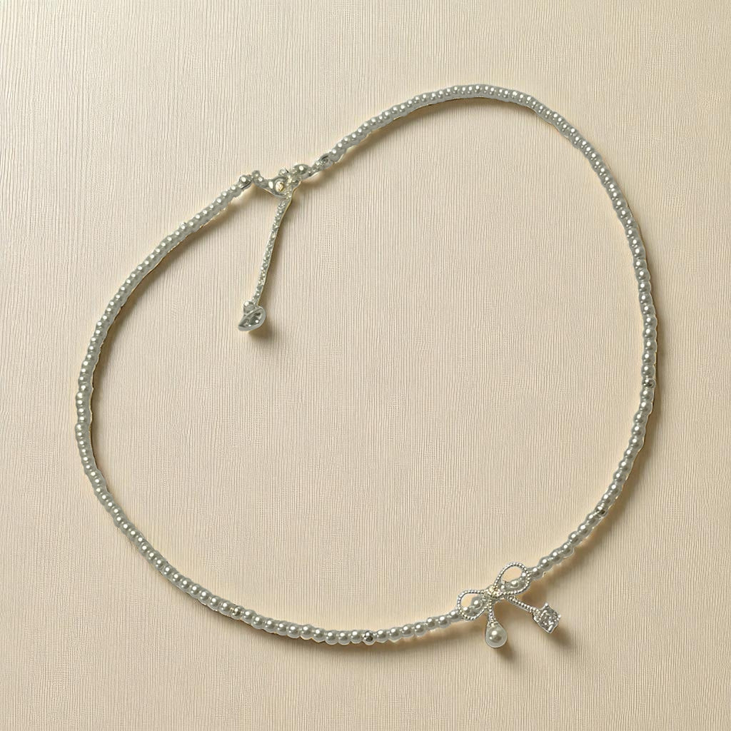 「Bow to Love」銀色蝴蝶結項鍊