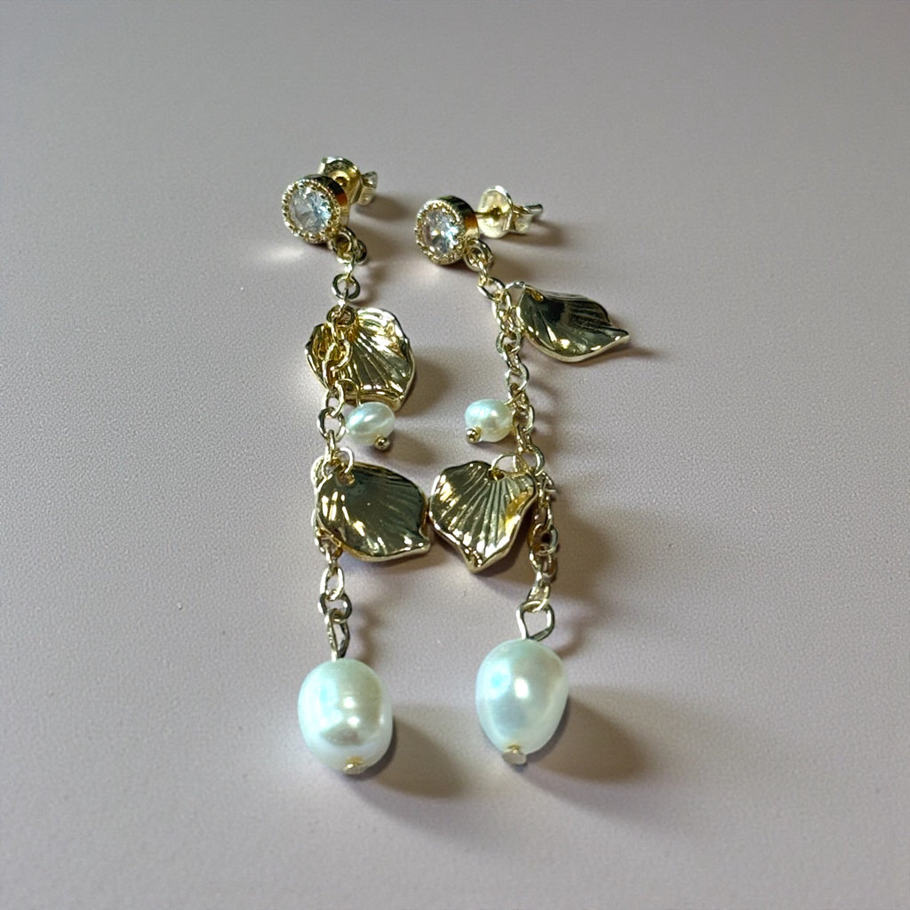 Lueur de Perle 珍珠微光垂墜耳環