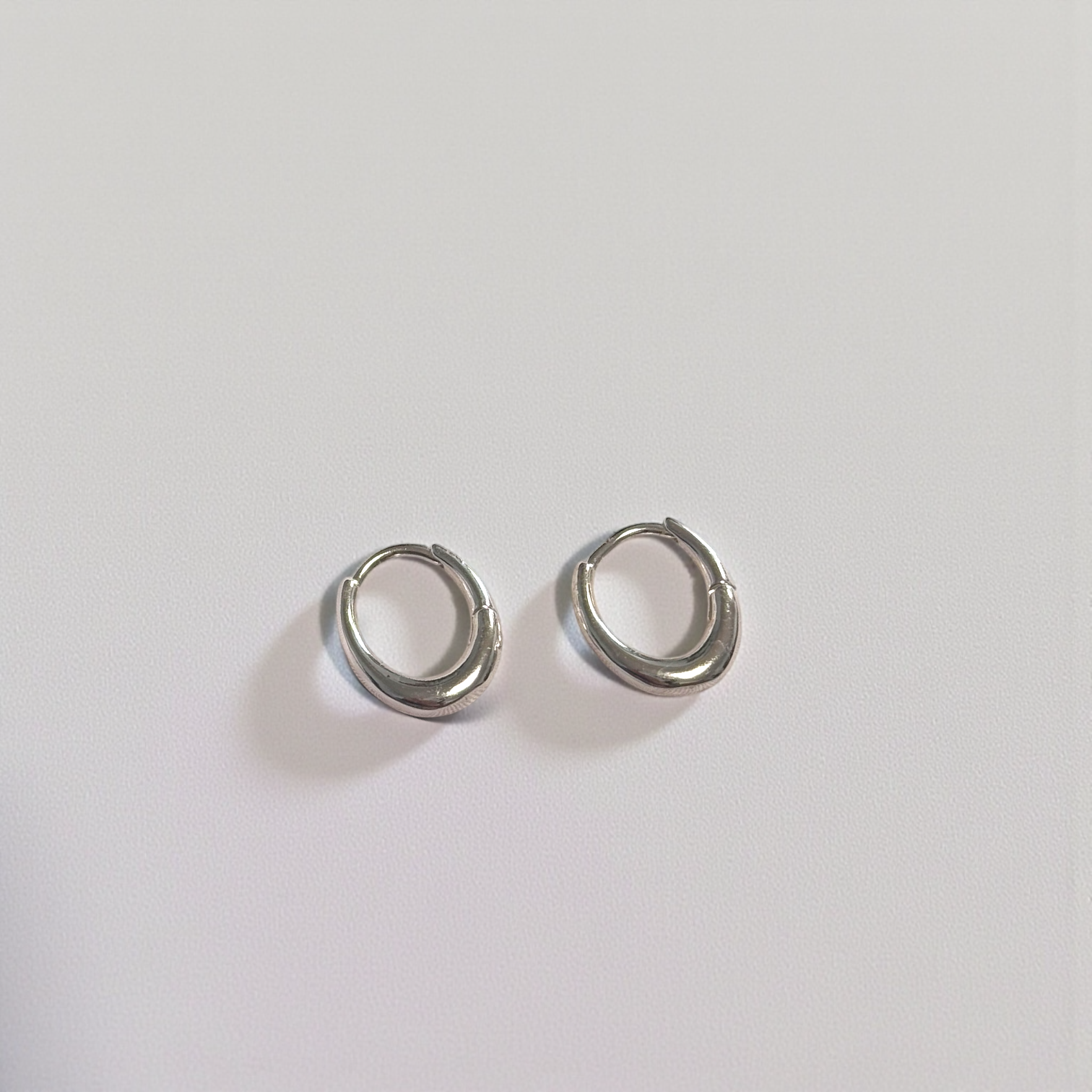 Daily Flow 銀色耳圈