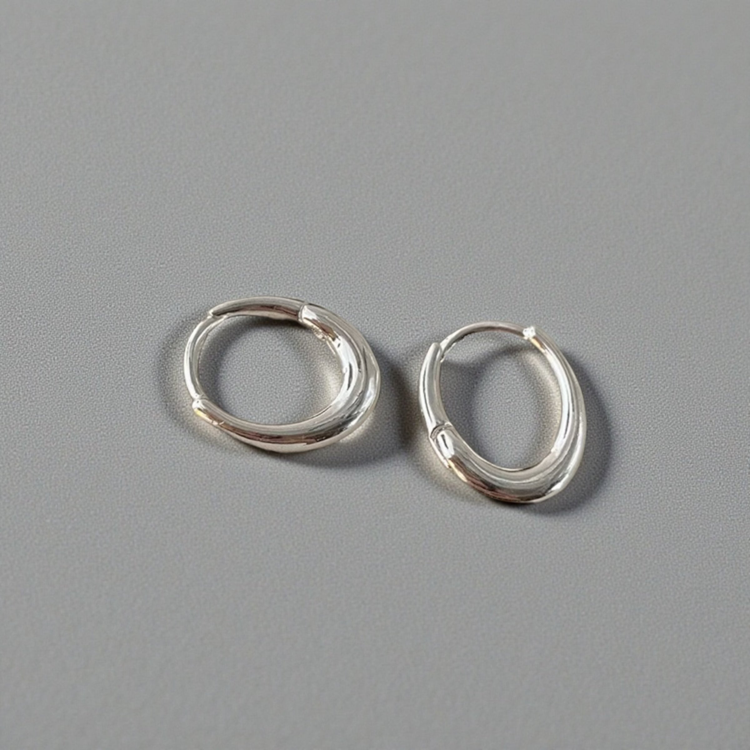 Daily Flow 銀色耳圈