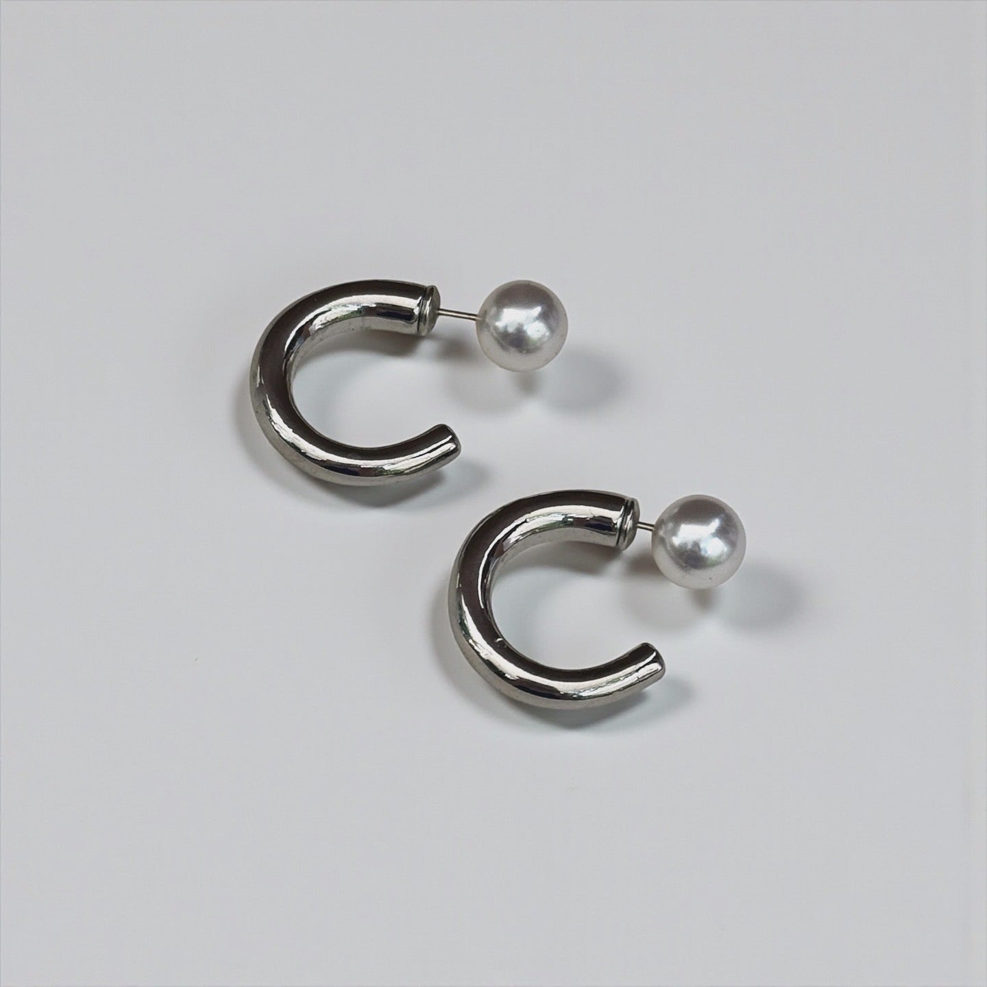 Lumière de Perle珍珠光影耳環