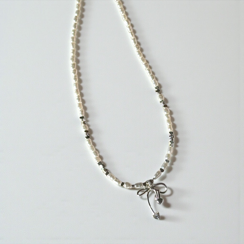 月光蝴蝶結珍珠項鍊