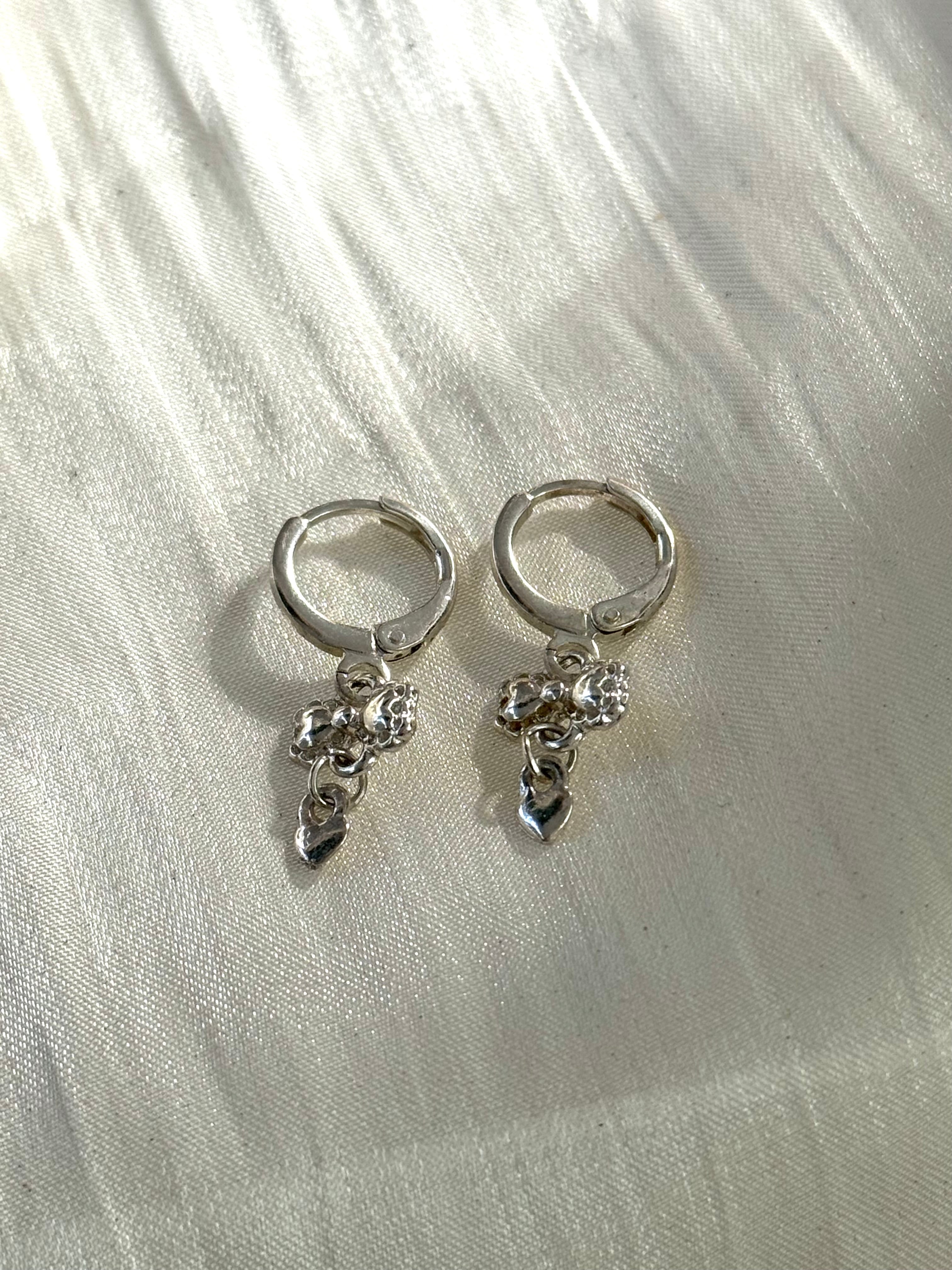 樂佩迷你蝴蝶結耳扣