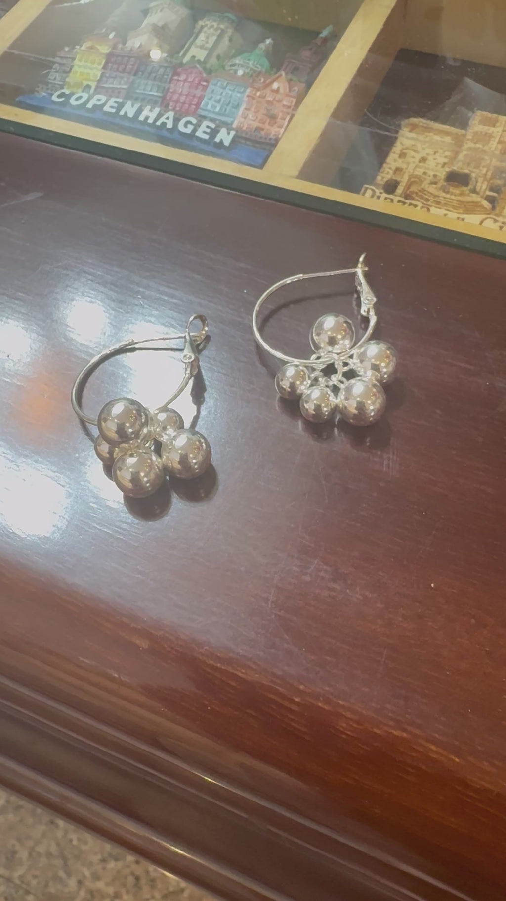 寶藏金屬珠耳環