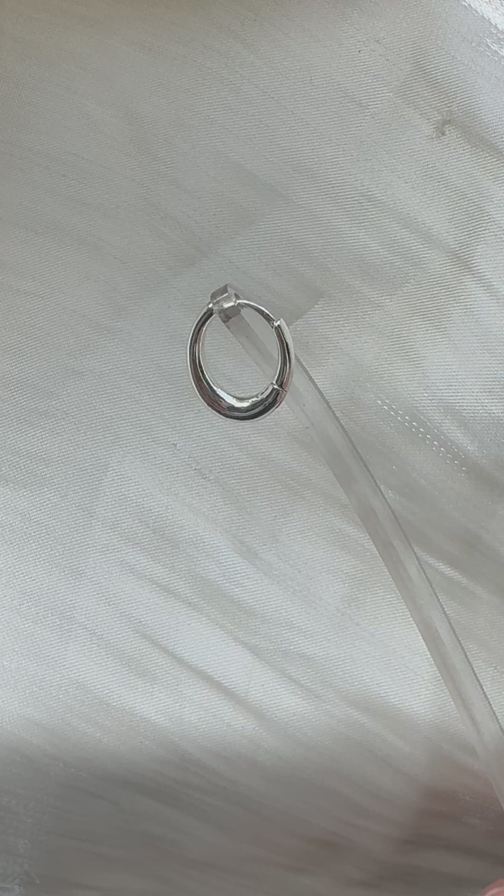 Daily Flow 銀色耳圈